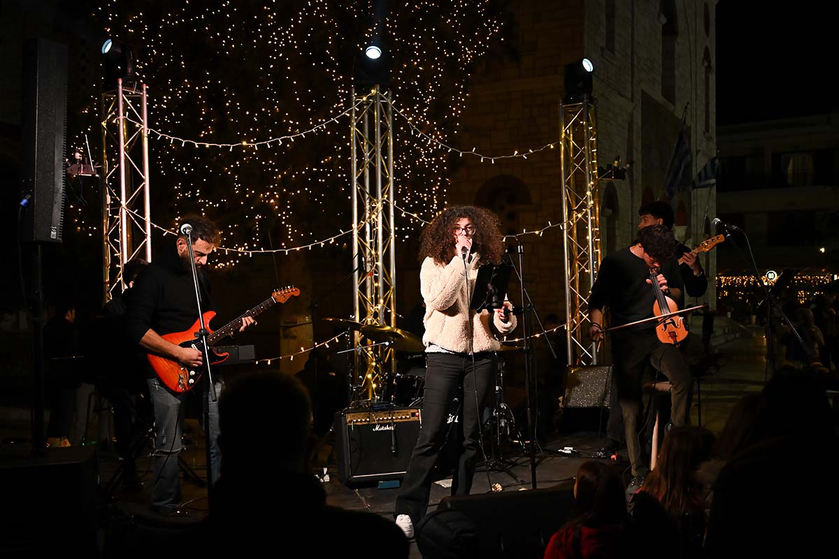 Σε Χριστουγεννιάτικους ρυθμούς ο Δήμος Παιανίας