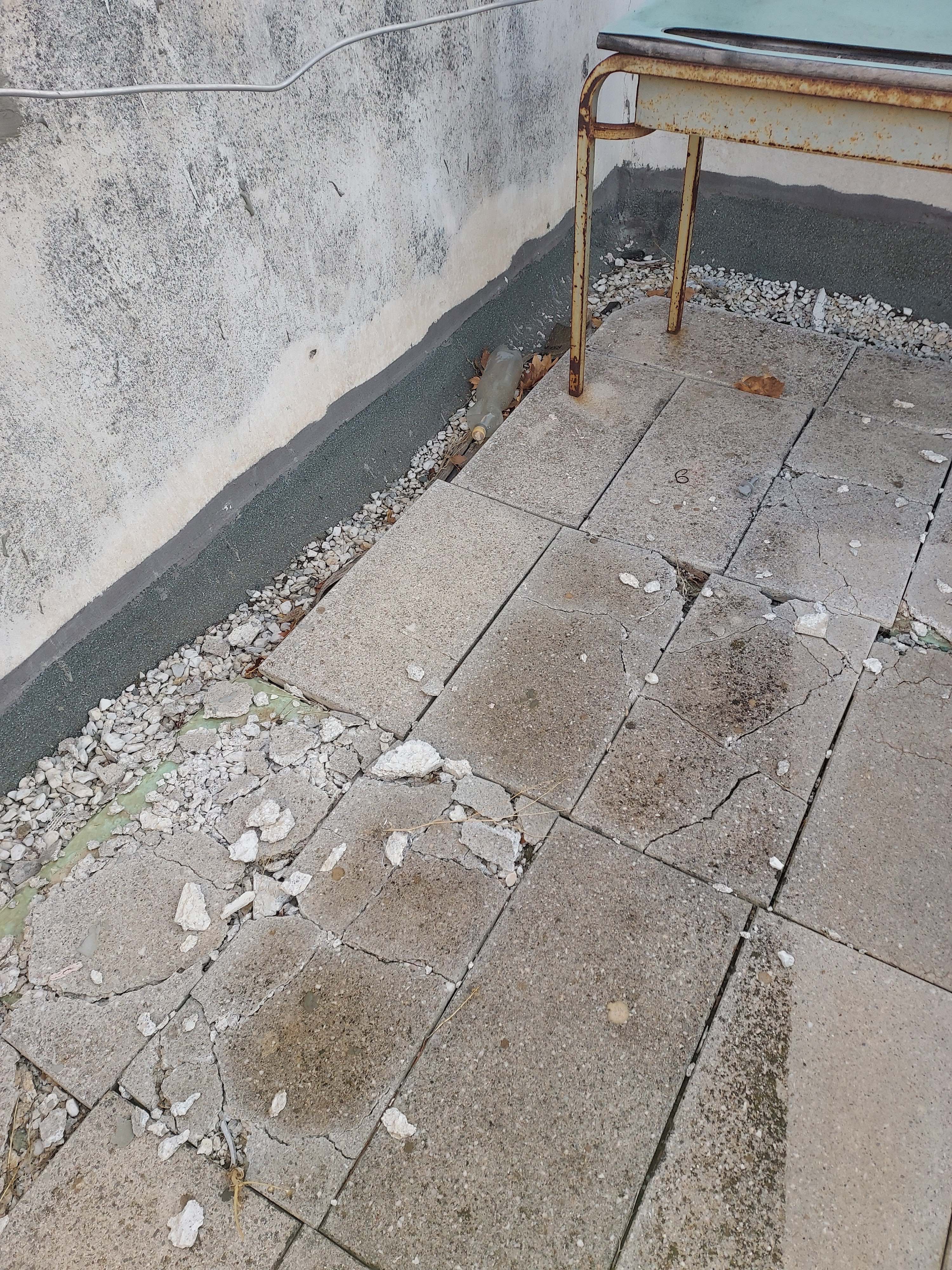 Δήμος Παιανίας: Αποκαθίσταται η οροφή του 2ου Δ.Σ. Γλυκών Νερών