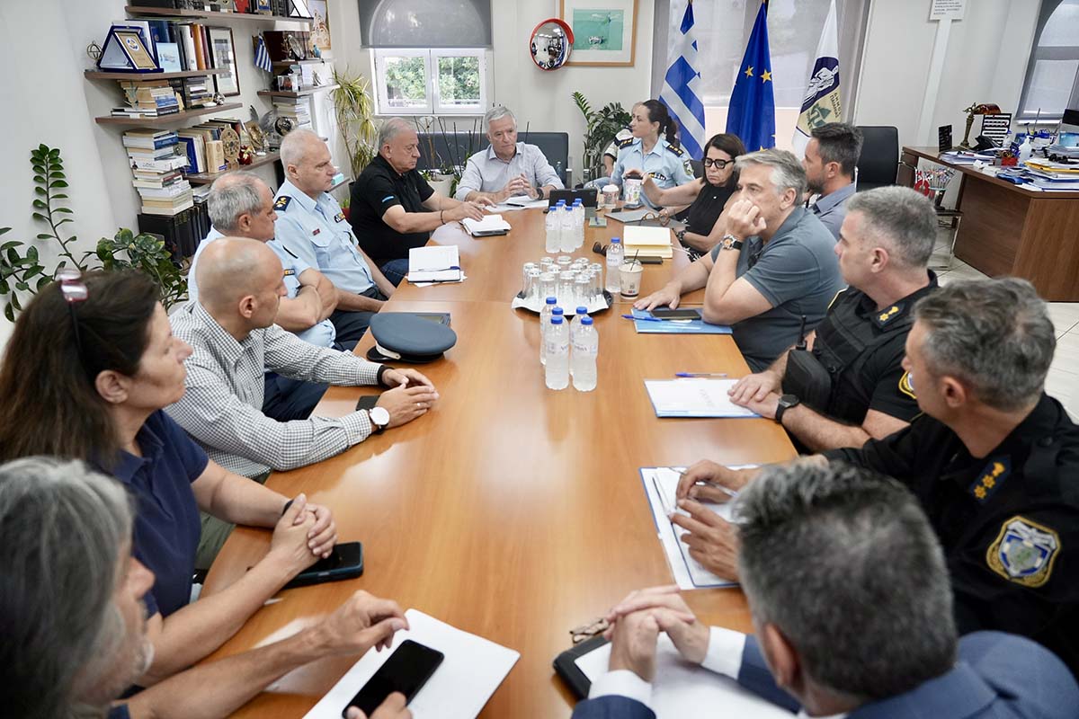Δήμος Παιανίας: Ευρεία σύσκεψη για ζητήματα ασφάλειας – Στο επίκεντρο η αυθαίρετη δόμηση και το περιβάλλον