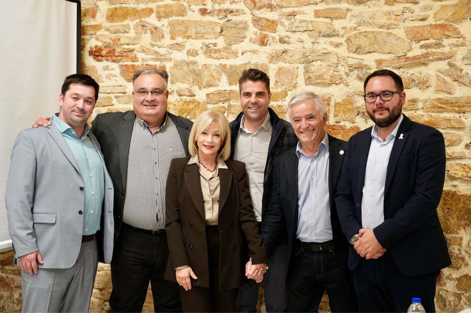 Δήμος Παιανίας: Τρεις χειρουργοί μαστού ενημέρωσαν για τον καρκίνο του μαστού - Ισ. Μάδης: Η πρόληψη σώζει, στηρίζουμε τις γυναίκες