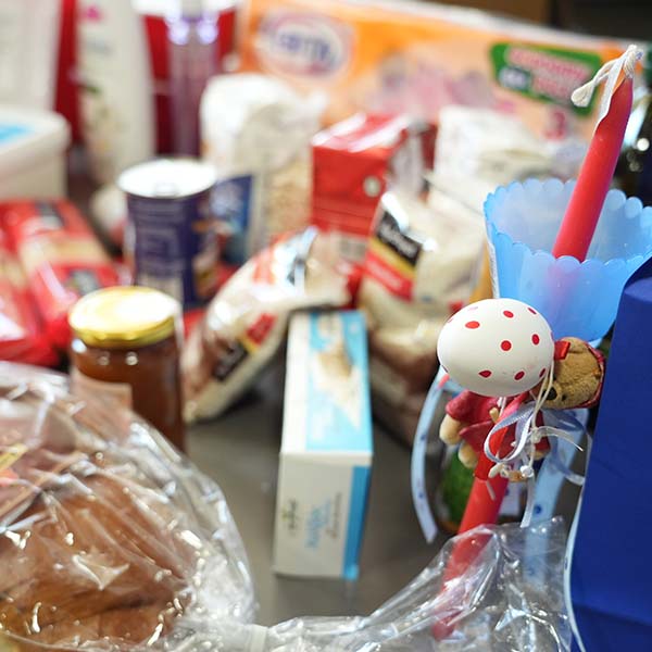 ΔΗΜΟΣ ΠΑΙΑΝΙΑΣ: 3,5 ΤΟΝΟΙ ΤΡΟΦΙΜΩΝ ΕΝ ΟΨΕΙ ΤΟΥ ΠΑΣΧΑ ΣΤΟΥΣ ΔΙΚΑΙΟΥΧΟΥΣ ΤΟΥ ΚΟΙΝΩΝΙΚΟΥ ΠΑΝΤΟΠΩΛΕΙΟΥ