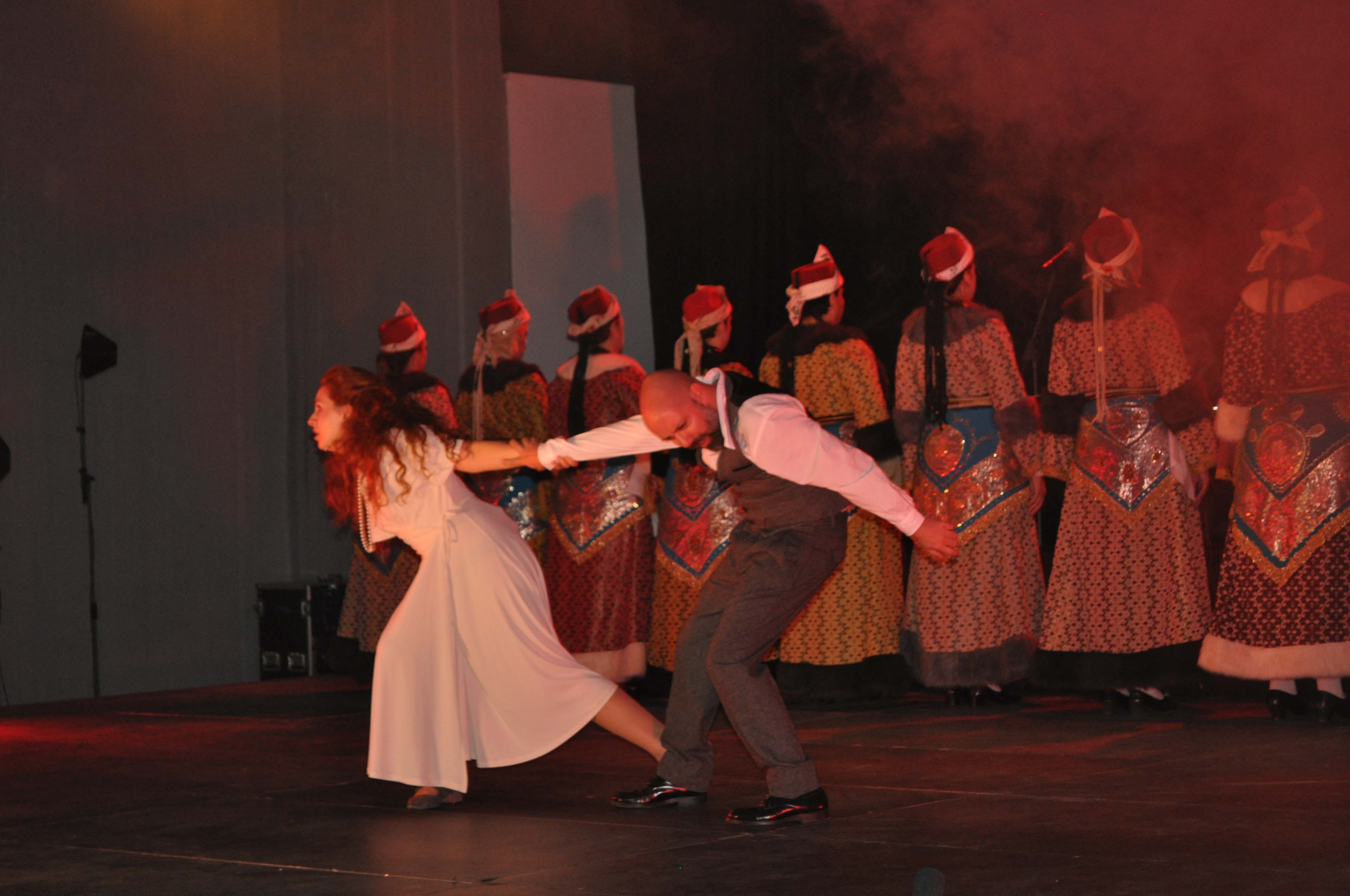 Δήμος Παιανίας: Μεγαλειώδης παράσταση του Λυκείου Ελληνίδων για τη Μικρά Ασία