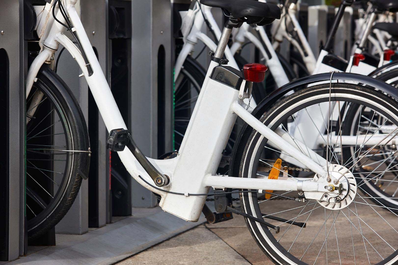 Δήμος Παιανίας: Σταθμοί ηλεκτρικών ποδηλάτων για χρήση από τους δημότες